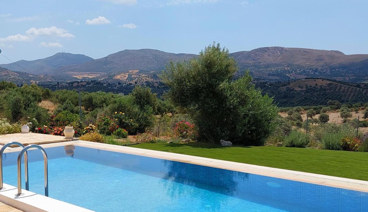 Petra Villa